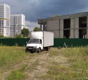 В Пензе недострой на улице Казанской обнесли забором после жалоб