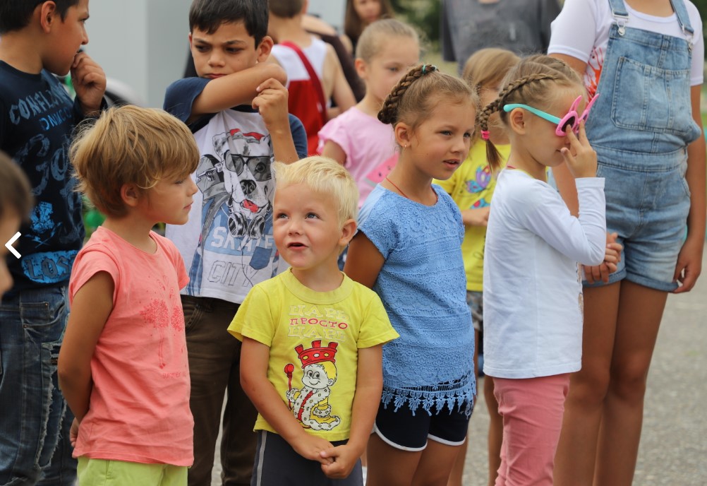 Жители пункта временного размещения в Леонидовке стали участниками проекта «Здоровое лето – 2022»