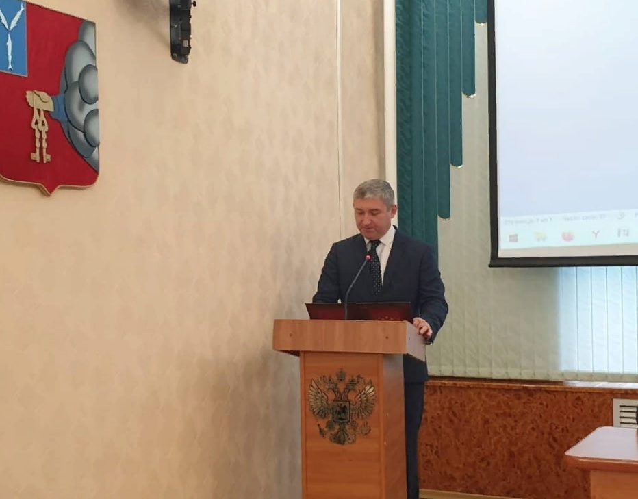 Бывшего заместителя мэра Пензы Виталия Макарова уволили в Саратовской области