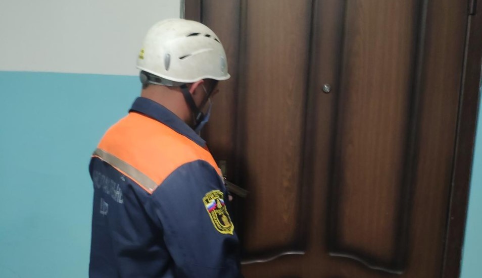 В Пензе спасатели помогли женщине, нуждающейся в медпомощи