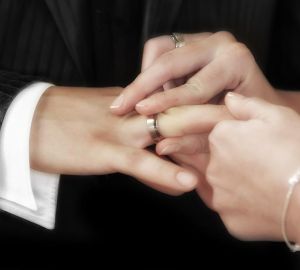 В Пензе в День семьи, любви и верности супругов наградят медалями