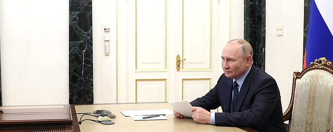 Валерий Лидин наградил семейные пары «За любовь и верность»