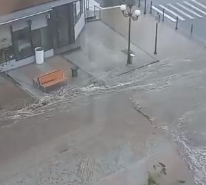 В Пензе снова затопило улицы из-за сильного ливня