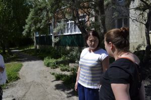 Жители Терновки попросили Ольгу Чистякову помочь привести в порядок «дорожку жизни»