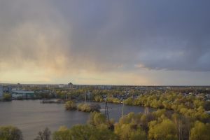 Сомнолог рассказал об особенностях сна летом