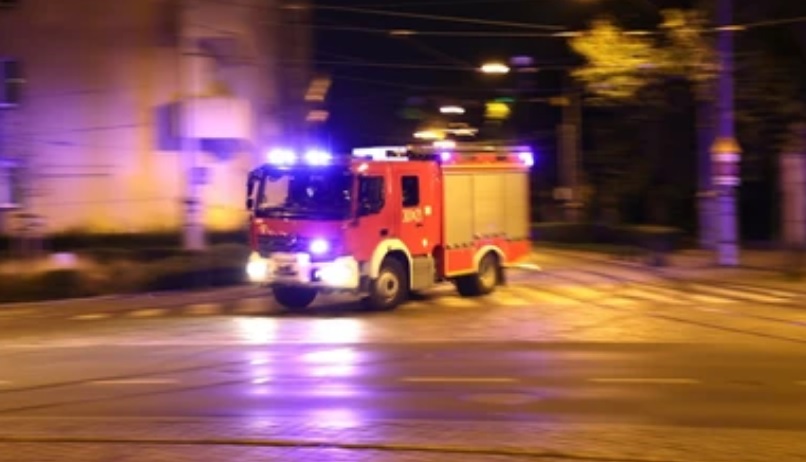 Жительница Пензы обратилась к сотрудникам МЧС, которые тушили пожар на Ладожской, 105