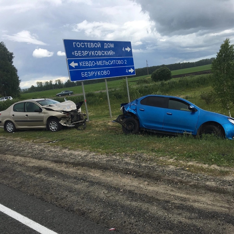 Нарушение ПДД привело к серьезной аварии на дороге «Пенза-Тамбов» с 4-мя пострадавшими