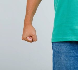 В Пензе мужчине разбили челюсть за отказ «угостить» сигаретой