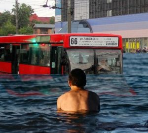 После очередного дождя Пенза утонула в воде, видео