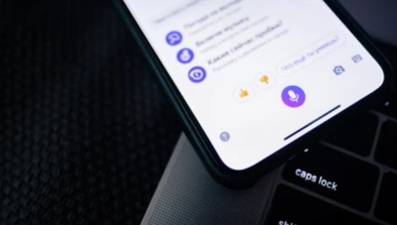 Яндекс предупредил о мошеннических звонках с использованием голоса Алисы