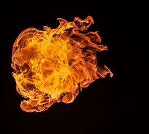 В Московском хостеле заживо сгорели восемь человек из-за решеток на окнах