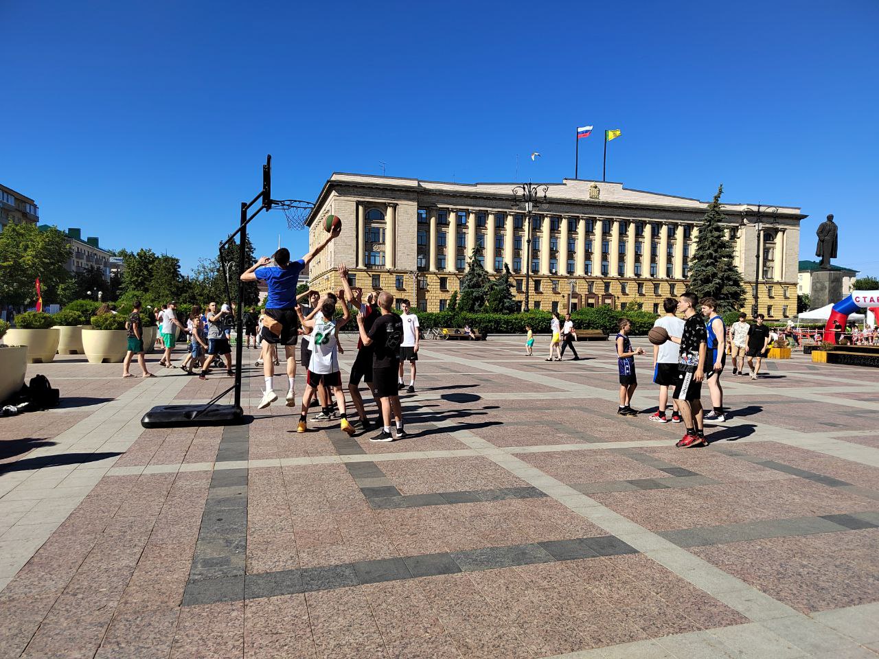 Пензенцы 12 августа отметят День физкультурника и сыграют в баскетбол