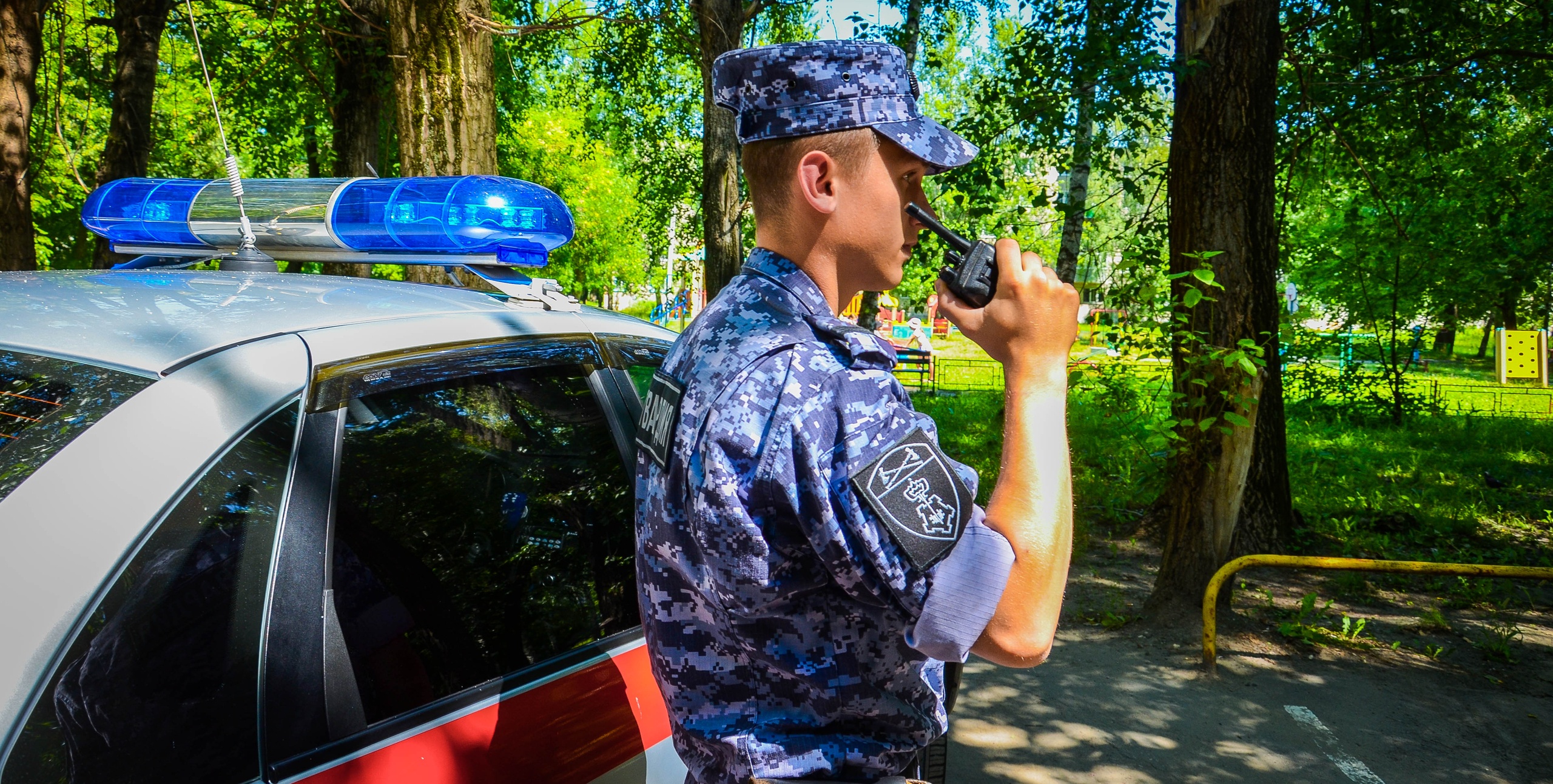 В Пензе двое мужчин ограбили водителя такси