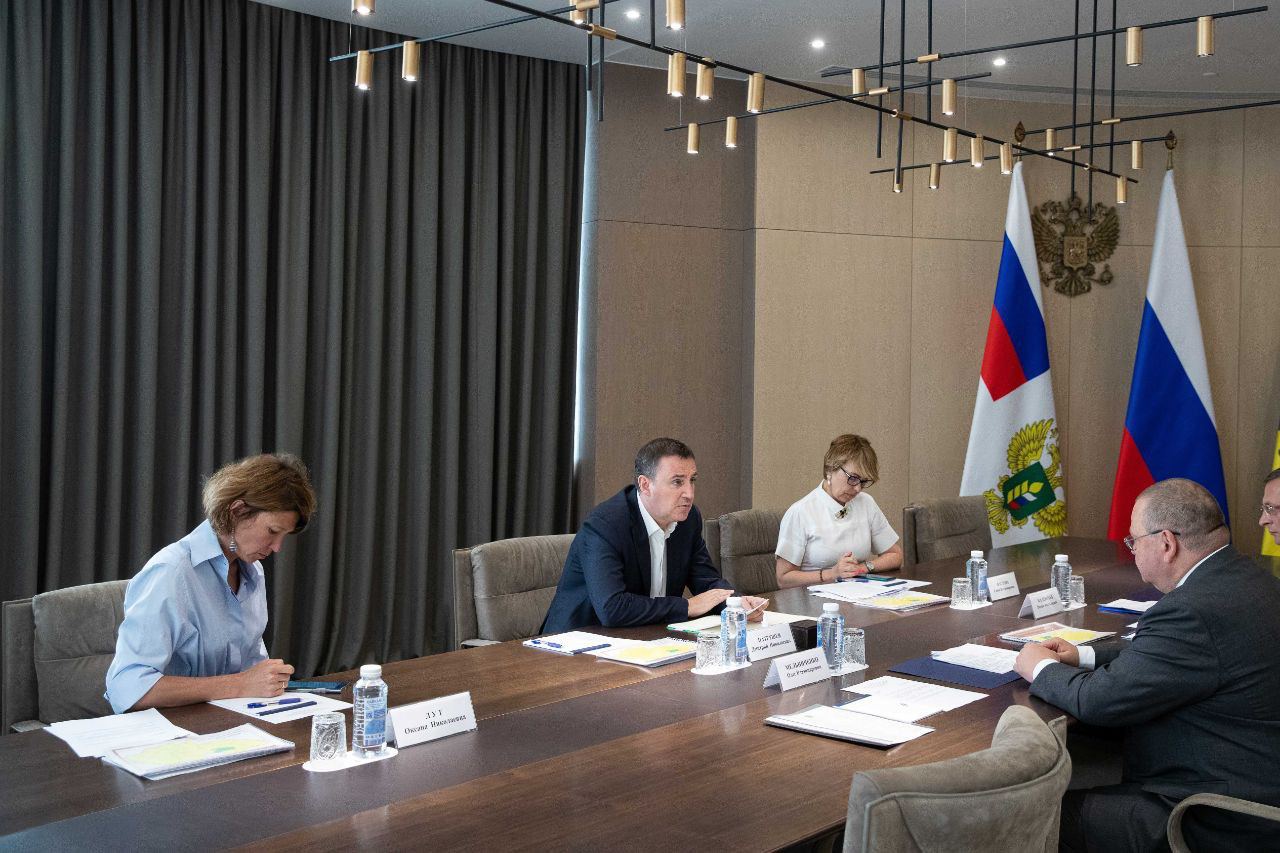 Олег Мельниченко обсудил с министром сельского хозяйства РФ перспективы развития пензенского АПК