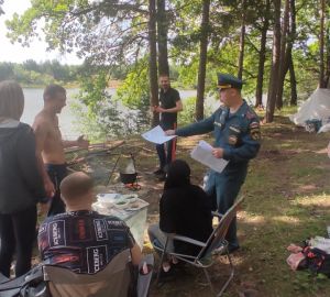 Отдыхающих на водоемах Кузнецкого района потревожили правоохранители