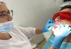 В пензенских стоматологиях стали использовать лекарства в виде пленки