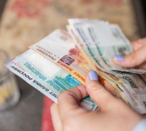 Снижение реальных зарплат в апреле стало максимальным с 2015-го