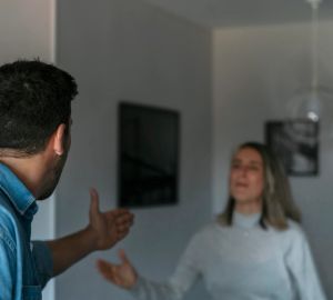 Житель Пензы ударил ножом соседку за оскорбления