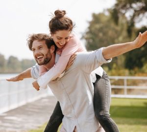 По данным ВЦИОМ в России живут счастливые люди