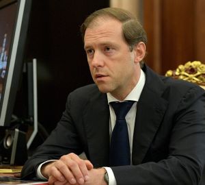 Госдума утвердила кандидатуру министра промышленности Дениса Мантурова на пост вице-премьера