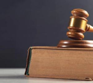 Госдума приняла закон, позволяющий узнать о прописанных в жилье без их согласия