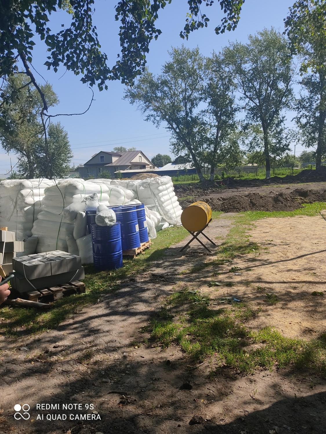 В Бессоновском районе по поручению Олега Мельниченко устанавливают спортплощадку