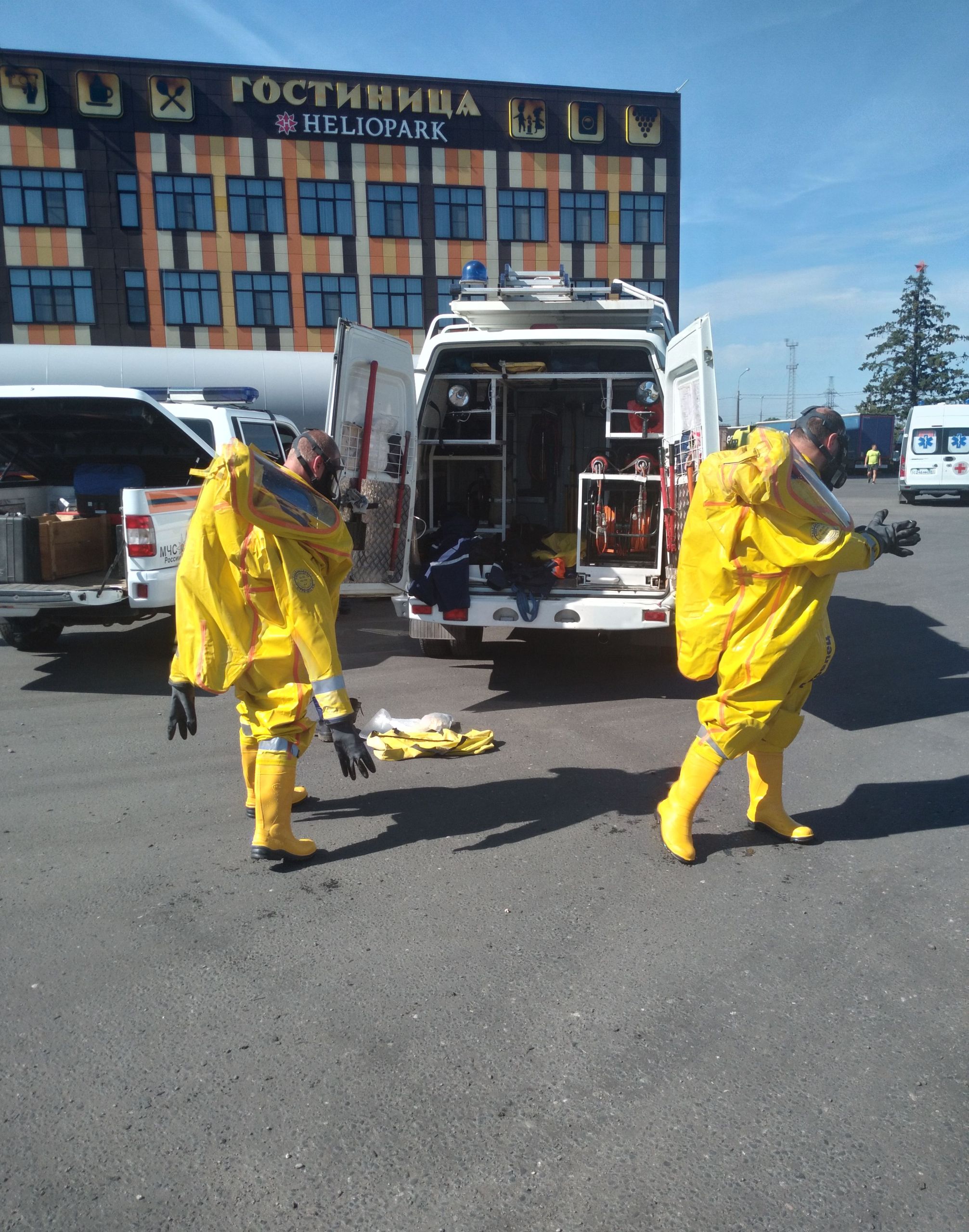 Появились фото с места разлива азотной кислоты в Пензе