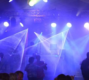 В ночном клубе Пензы дебошир ударил женщину стулом по голове