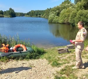 На пляжах Кузнецкого района провели рейды