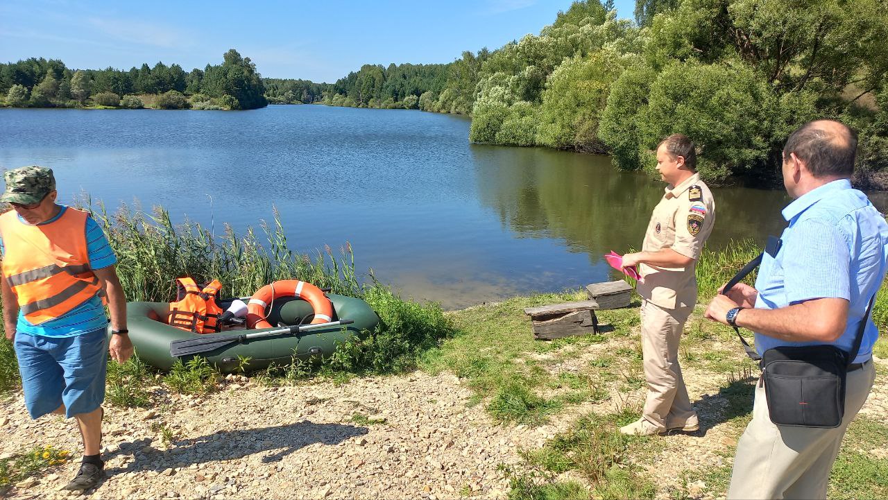 На пляжах Кузнецкого района провели рейды