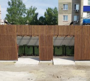 В Пензе на Западной поляне появилась площадка с евроконтейнерами