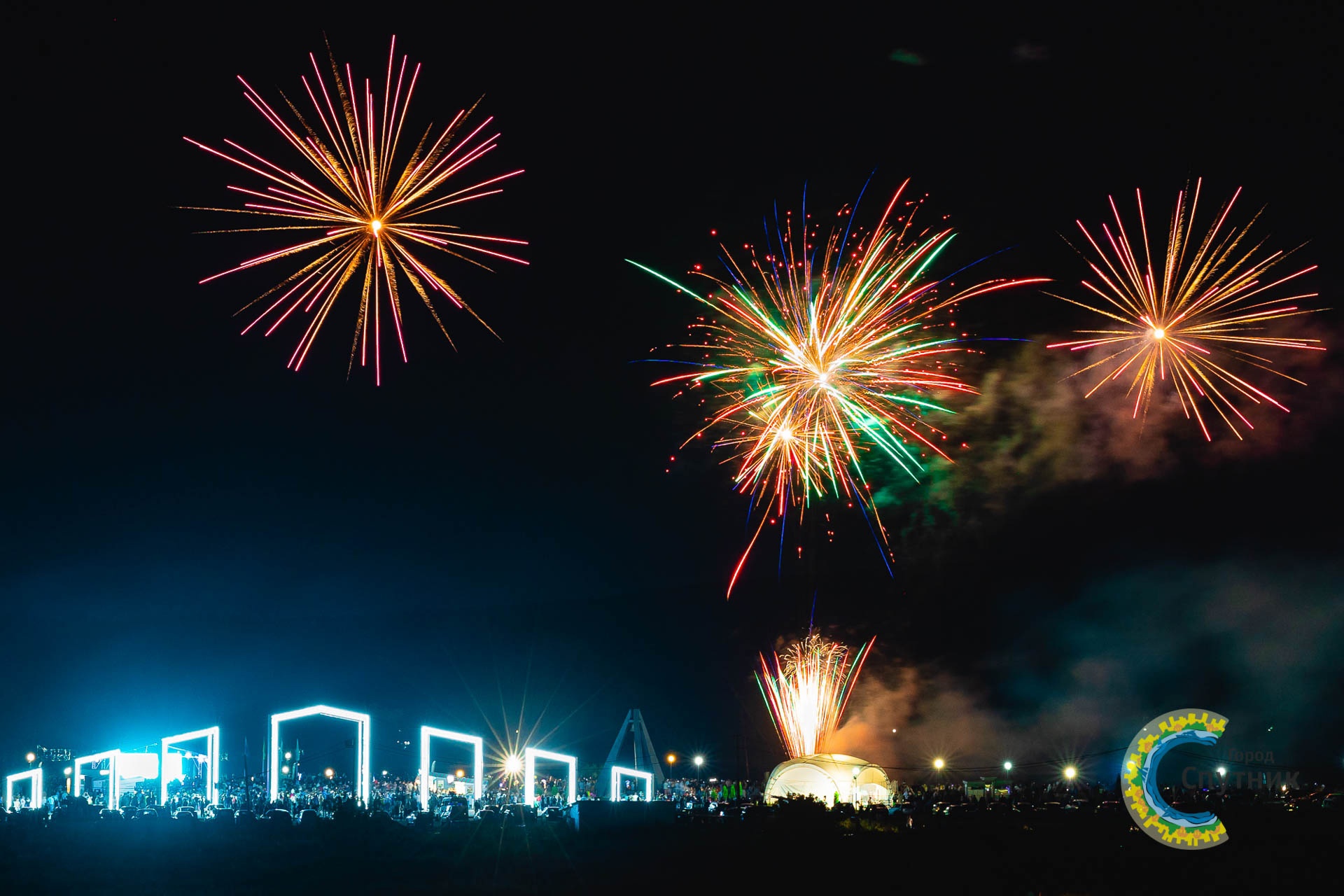 «Термодом» зажег «Огни Спутника» на 15-летие микрорайона