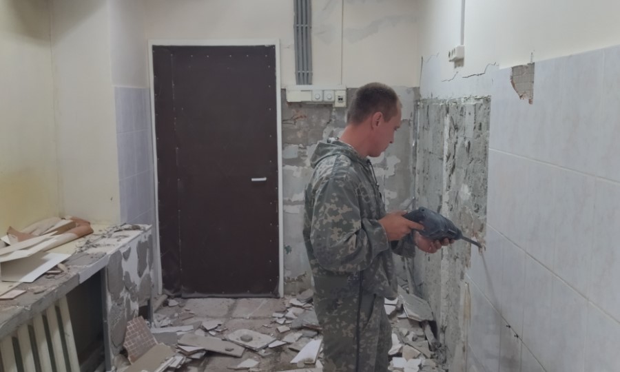 В Башмаковской больнице начался капремонт помещения для рентген-аппарата