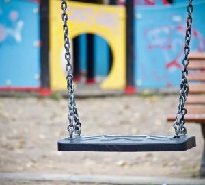 Бывшего работника пензенской школы начали подозревать в педофилии