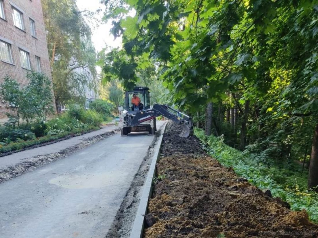 На улицах Пензы продолжаются работы по ремонту автодорог