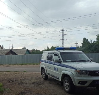 В Пензе на улице Егорова буйный мужчина напал на инспектора ППСП