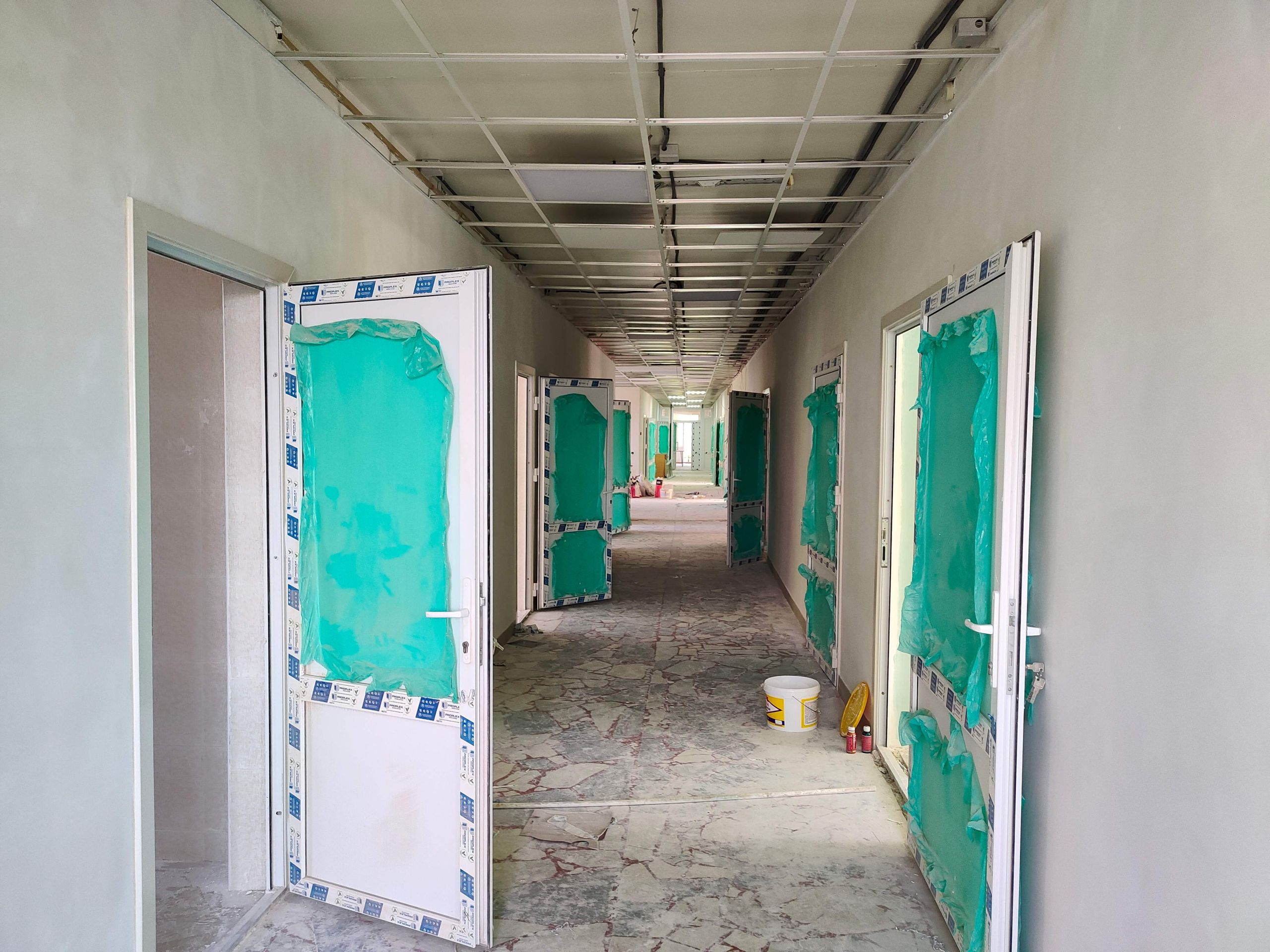 В терапевтическом корпусе Земетчинской больницы закончат капремонт к концу сентября