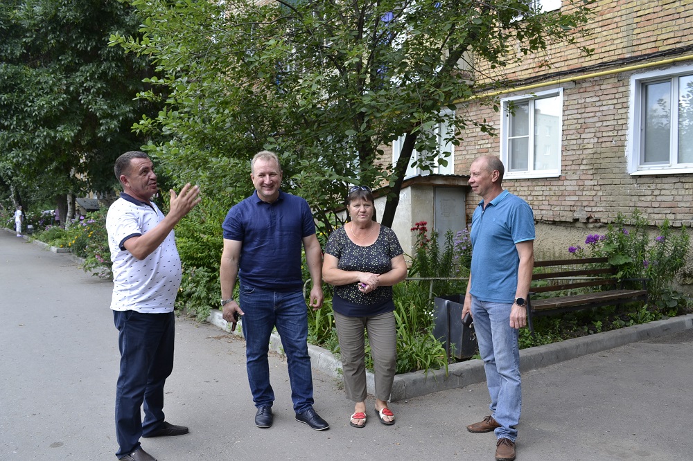 В Терновке на Пушанина,11 жители оценили качество ремонта подъездов