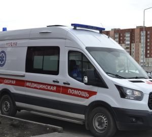 Женщина оторвала мужчине яичко за его нежелание отдать банковскую карту