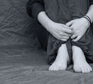 В Пензе отец-алкоголик не дает сыну восстановиться после сложной операции