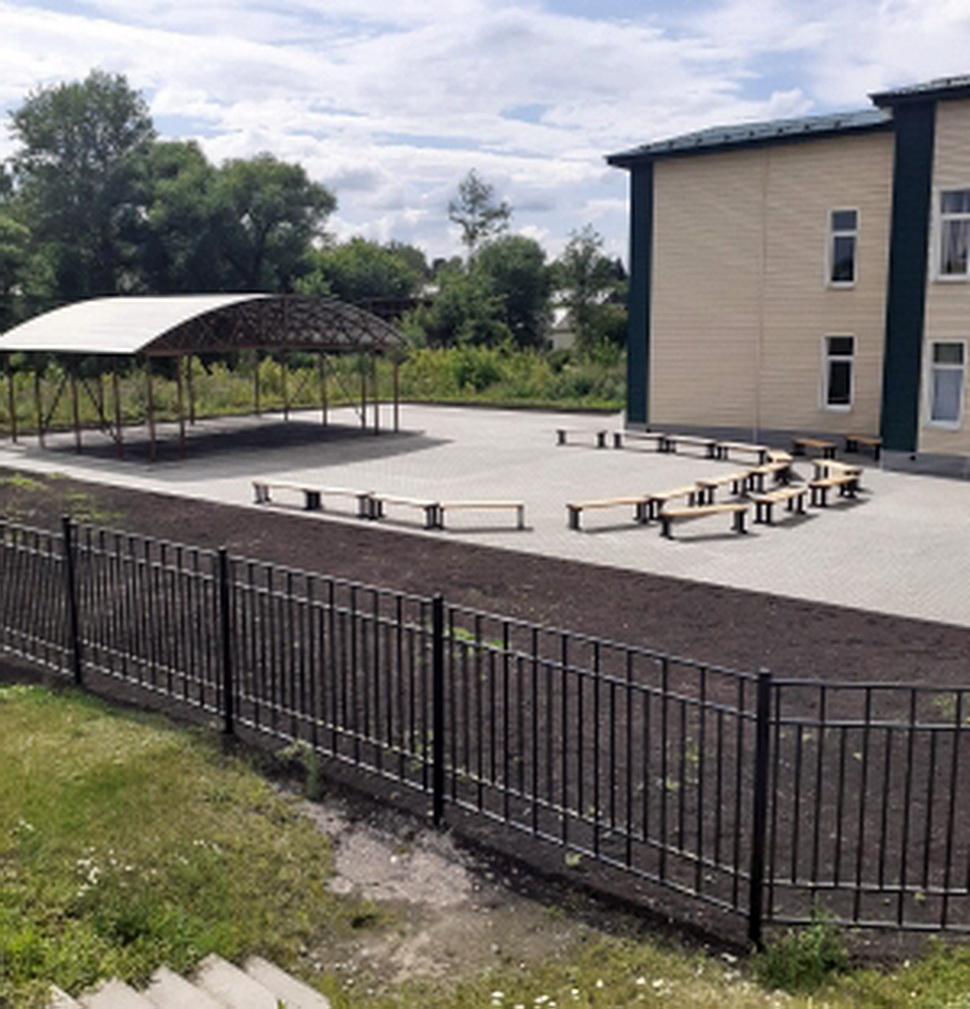 В Городищенском районе обустроили парк, дворовую территорию и спортивную площадку