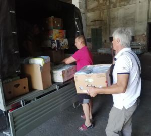 Пензенская область доставила в Пологовский район более 8000 продуктовых наборов