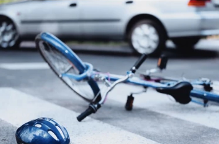 В Пензе ищут свидетелей аварии, в которой пострадала женщина на велосипеде