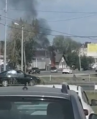 В Кузнецке на глазах у очевидцев сгорел автомобиль, видео