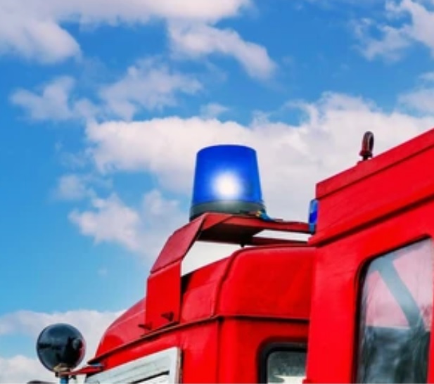 Из-за задымления в пекарне к ТЦ «Суворовский» в Пензе стягиваются машины МЧС. Видео