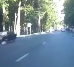 В ДТП на Лермонтова пешехода подбросило после столкновения с легковушкой