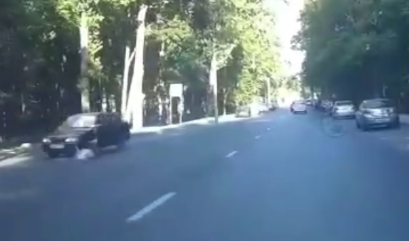 В ДТП на Лермонтова пешехода подбросило после столкновения с легковушкой