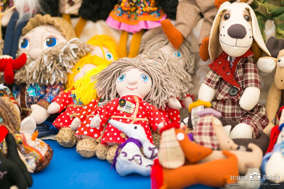 В Городе Спутнике проходит международный фестиваль сказок: программа