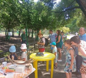 Жители Пензы побывали в "Оленьей стране"в Пензенском зоопарке