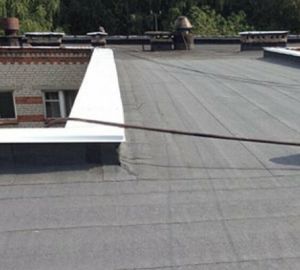 В школе Кузнецка к новому учебному году отремонтируют крышу почти за 2 млн